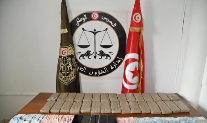 Trafic de drogue: Le ministère de l’Intérieur publie la vidéo de l’opération de saisie de 15kg de cannabis (150 plaques)
