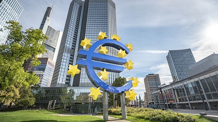 La BCE baisse encore son principal taux directeur, une bonne nouvelle qui en cache des moins bonnes…