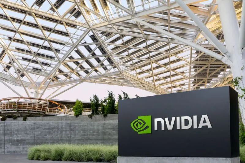 Nvidia dépasse Apple : le géant des puces devient l’entreprise la plus valorisée au monde