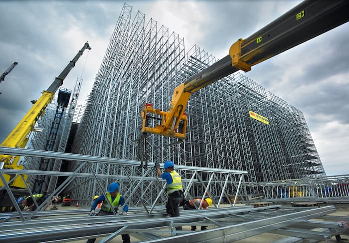 Programme THAMM +: 400 postes d’emploi pour les Tunisiens dans le secteur du bâtiment et des infrastructures en Italie