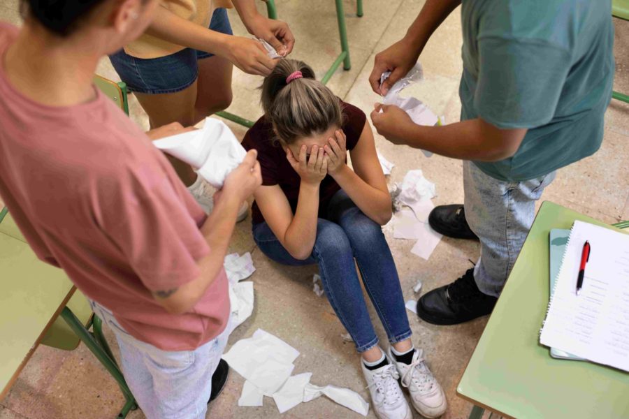 Harcèlement scolaire : Comment réagir en tant qu’adulte pour protéger et soutenir les enfants
