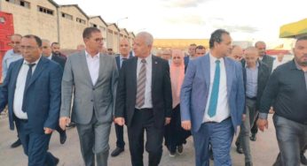 Le ministre Samir Abid en visite au marché de gros de Sfax