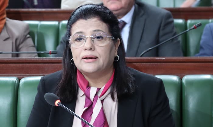 Sihem Boughdiri Nemsia: Le départ anticipé à la retraite coûte au budget de l’Etat 240 MD par an
