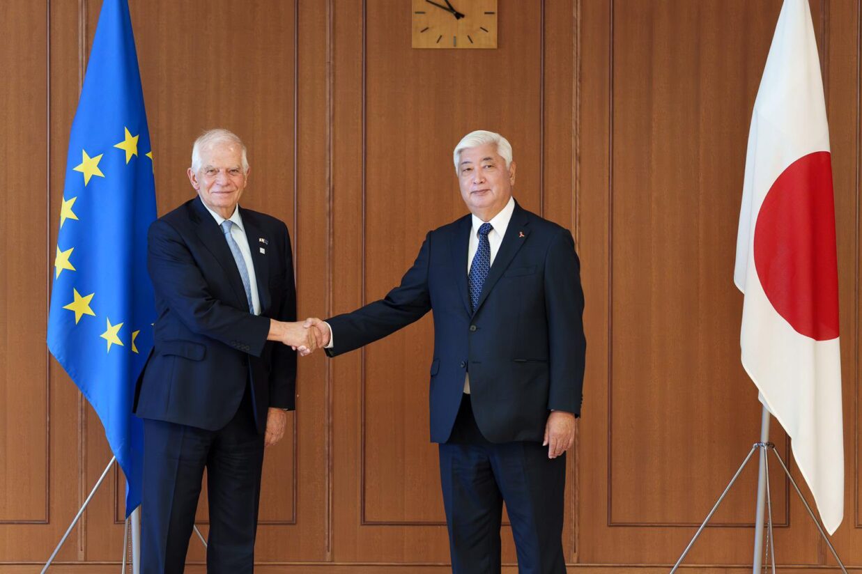 Terrifié par le sort de l’Ukraine et les missiles nord-coréens le Japon pactise avec l’UE, il n’a plus confiance aux USA