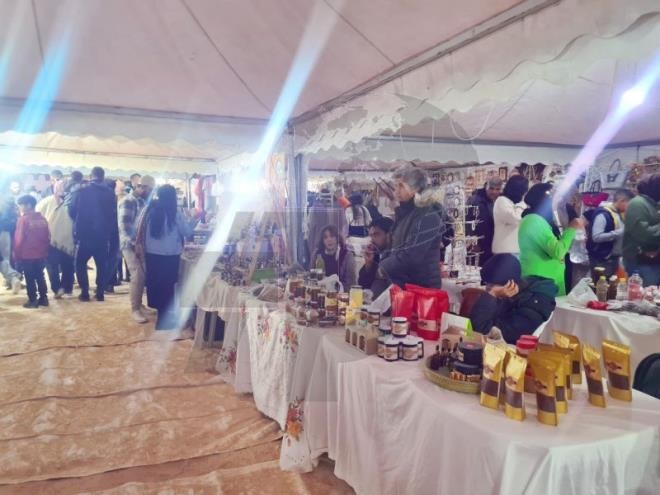 Kébili : le Salon national de l’artisanat à Douz fait le plein d’exposants et de visiteurs