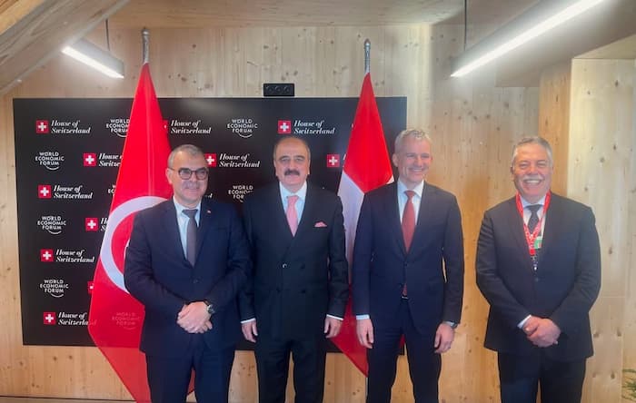 Tunisie – Suisse: Récupération des fonds spoliés, migration régulière, diaspora tunisienne…en débat à Davos