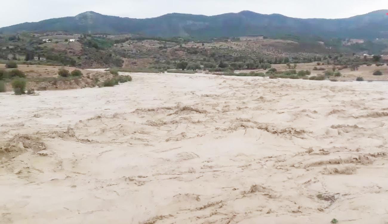 Sejnane : Elle meurt noyée, emportée par les eaux, en ramenant ses petits à l’école