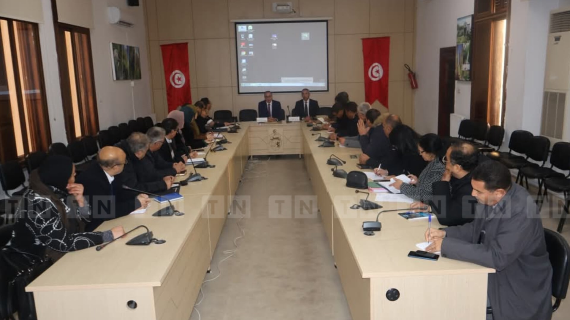 Réunion pour le suivi du projet de raccordement de Béja au gaz naturel 