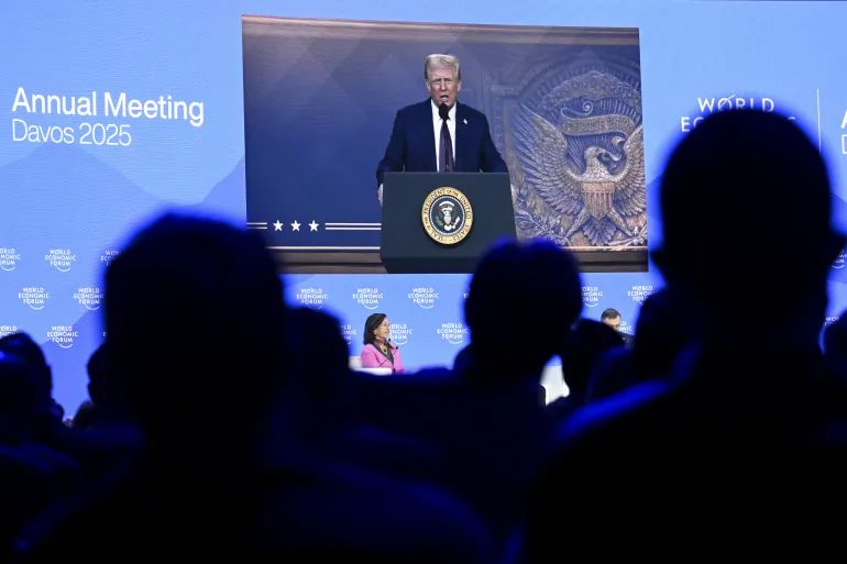 Trump : Production aux États-Unis ou tarifs douaniers, un discours qui secoue l’économie mondiale