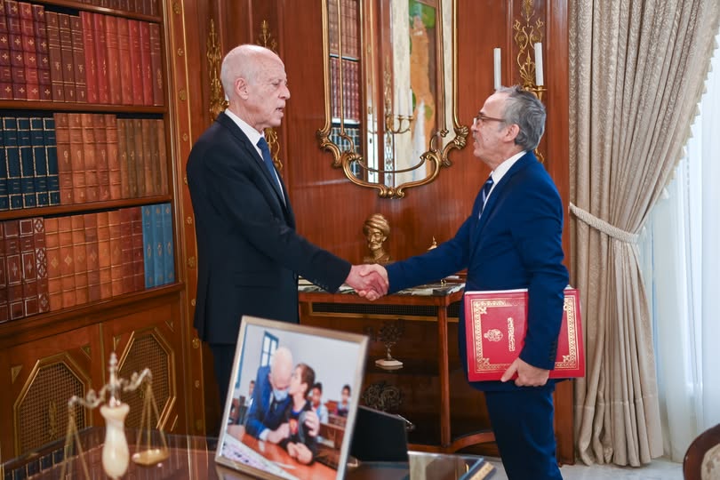 Réforme sociale en Tunisie : Kaïs Saïed prône une nouvelle législation pour les travailleurs