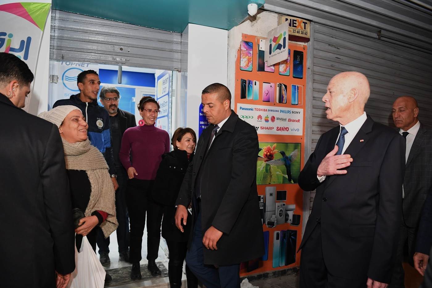 Kaïs Saïed en visite à Bab Souika : à l’écoute des préoccupations citoyennes