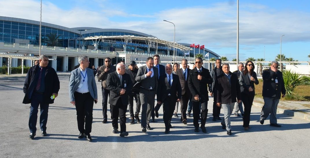 Tunisie : Le ministre du Transport en visite surprise aux aéroports d’Enfidha et de Monastir