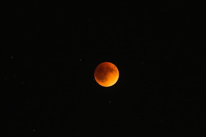Une éclipse lunaire le 14 mars sera partiellement visible en Tunisie