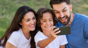 Psychologie : Quand trop d’amour devient un fardeau : ces blessures invisibles que les parents infligent à leurs enfants