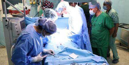 Tunisie – Nouvelle prouesse médicale : Opération microchirurgicale sur le cœur d’un nourrisson de 3 mois