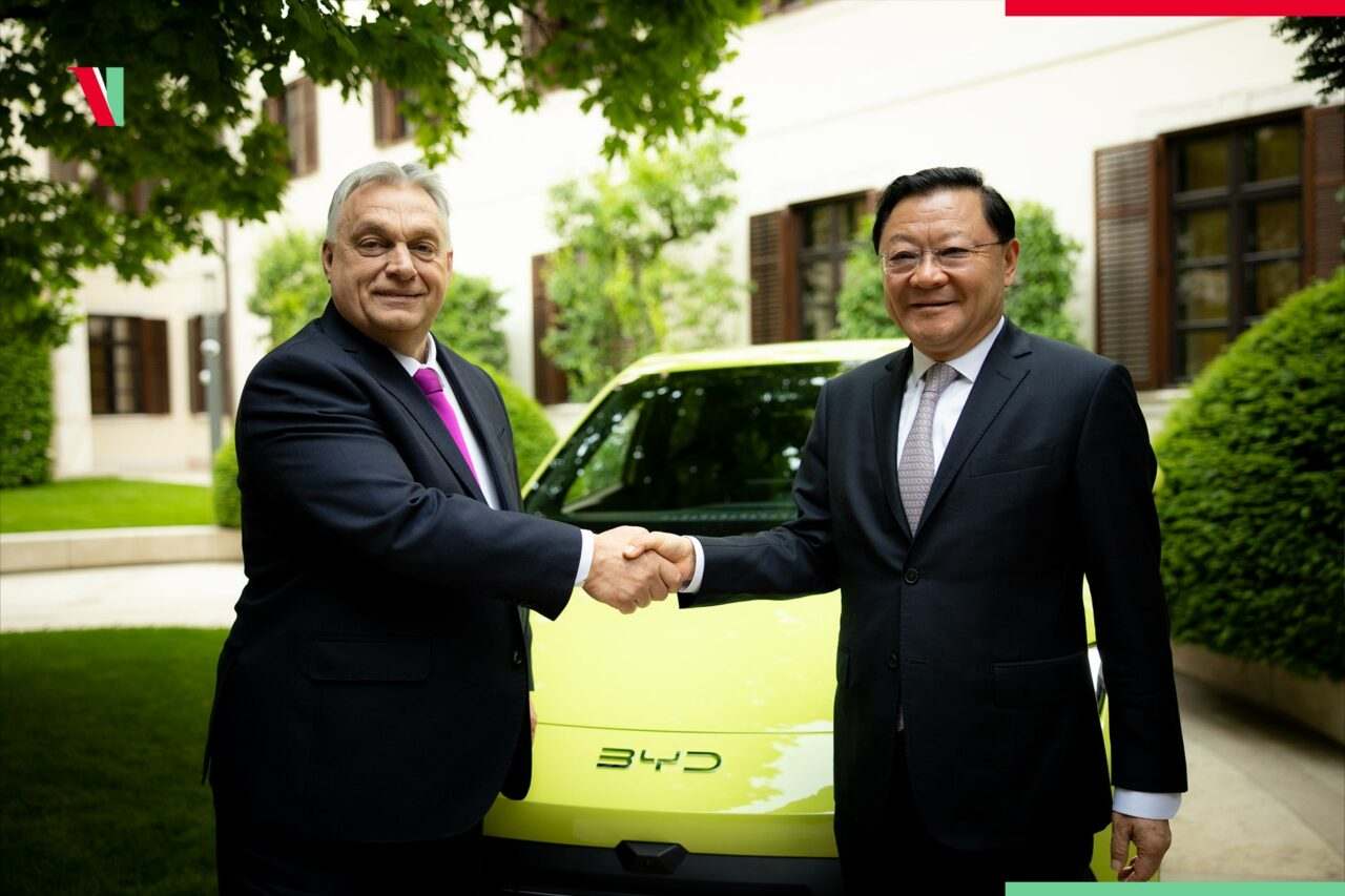 Le loup chinois est dans la bergerie : Après avoir “mangé” Tesla BYD installera son siège social au coeur de l’UE
