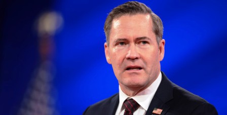 Trump limoge son conseiller à la sécurité nationale et son adjoint