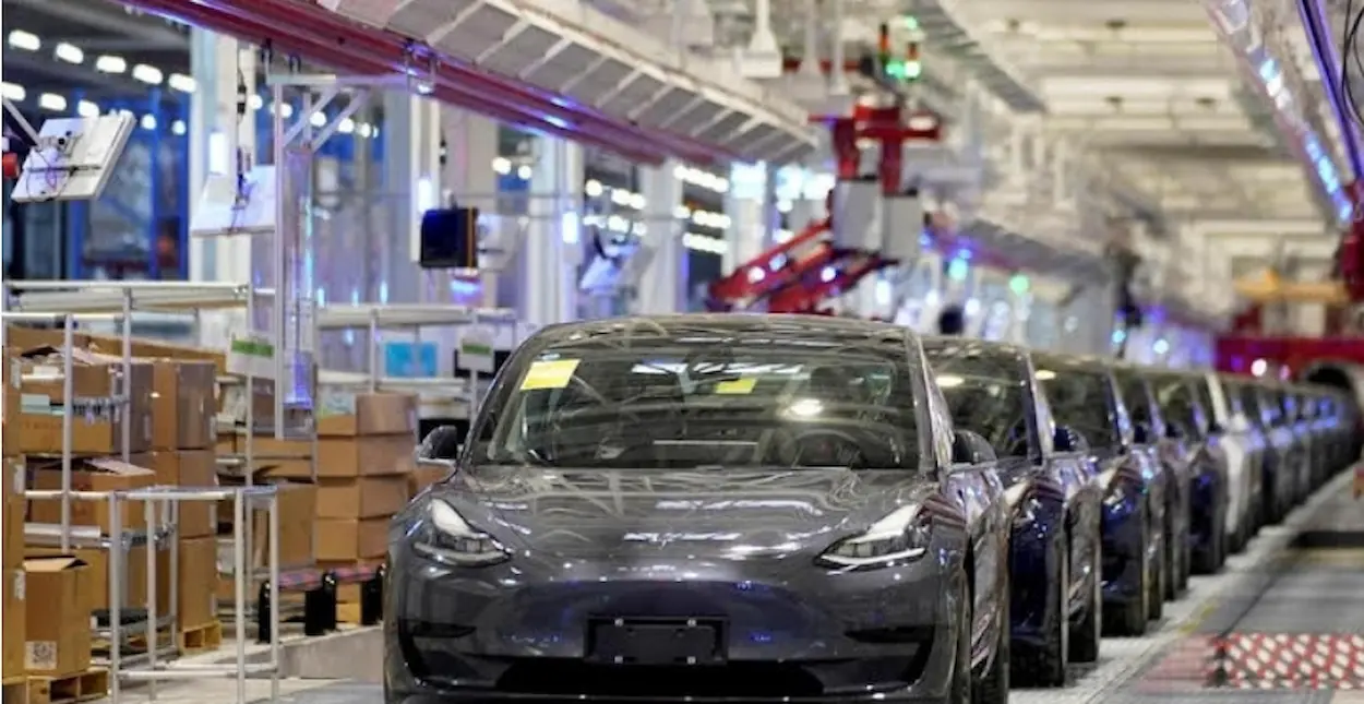 Semi-conducteurs : la guerre au Moyen-Orient percute le véhicule électrique