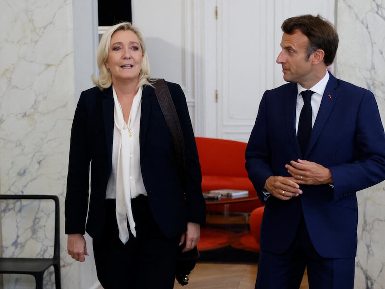 France : Le cadeau de Macron à sa « successeure », une cure de 54 milliards € que les citoyens vivront dans leur chair France : Le cadeau de Macron à sa « successeure », une cure de 54 milliards € que les citoyens vivront dans leur chair