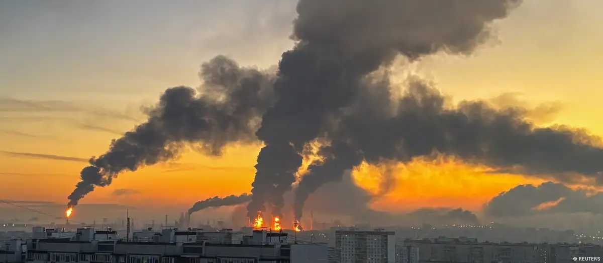 Ukraine : Moscou en flammes le jour du vote, Kiev revendique une frappe massive sur la raffinerie de Kapotnia Ukraine : Moscou en flammes le jour du vote, Kiev revendique une frappe massive sur la raffinerie de Kapotnia