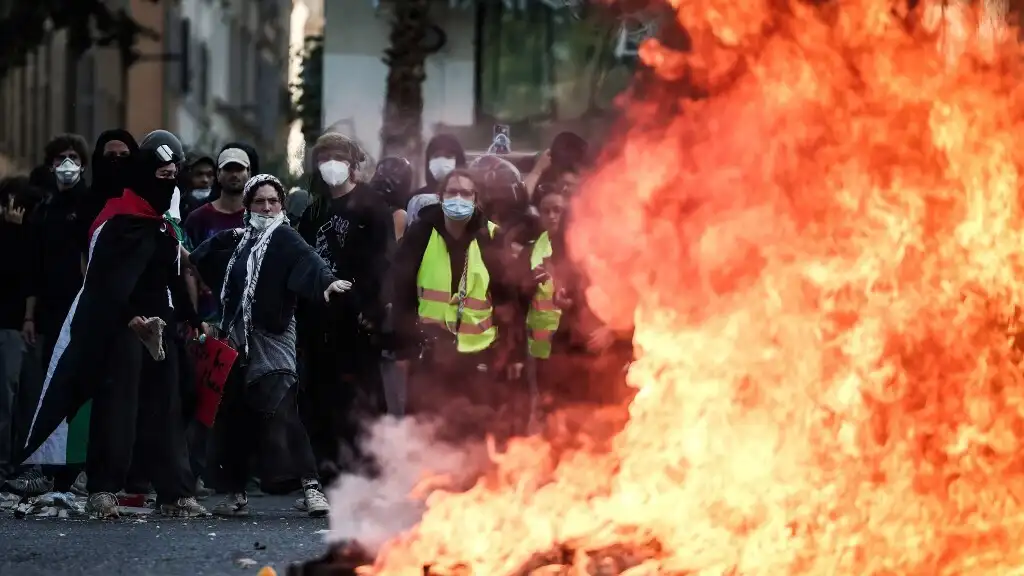 France après les violences : le bilan s’alourdit, quelles réponses cette semaine ?