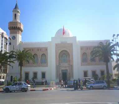 Mahares : un “dégage” scandé contre le gouverneur de Sfax