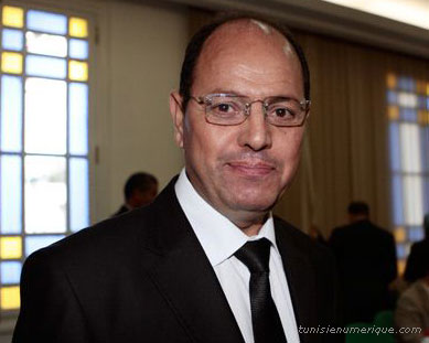 Tunisie: Slim Besbes accourt au chevet du ministère des affaires étrangères